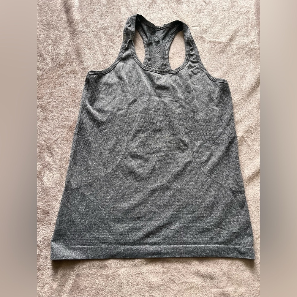 Lululemon Run: Swiftly Racerback size 8 - Picture 3 of 8